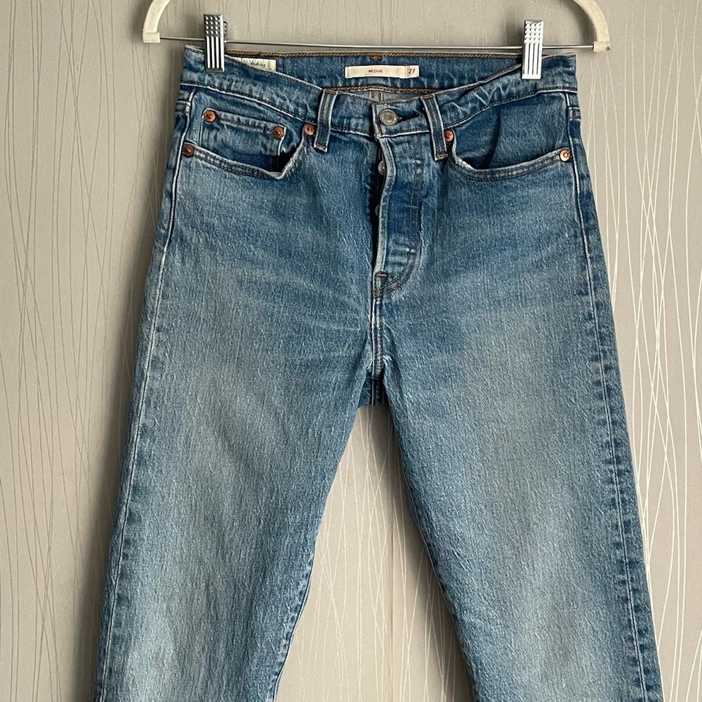 Levi's Wedgie Icon Fit Jeans These Dreams - Picture 2 of 13